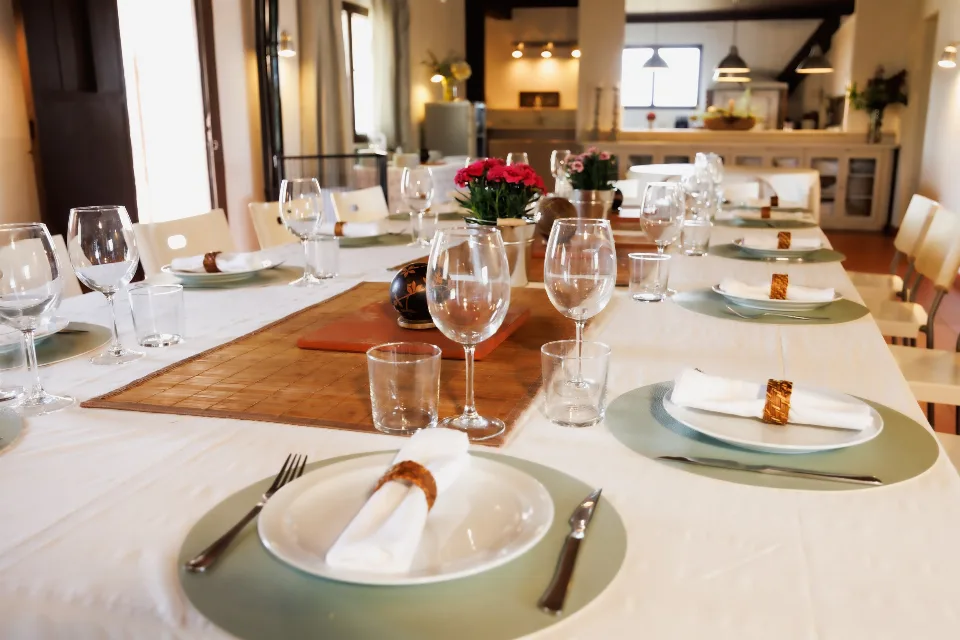 Detail of the table and tableware